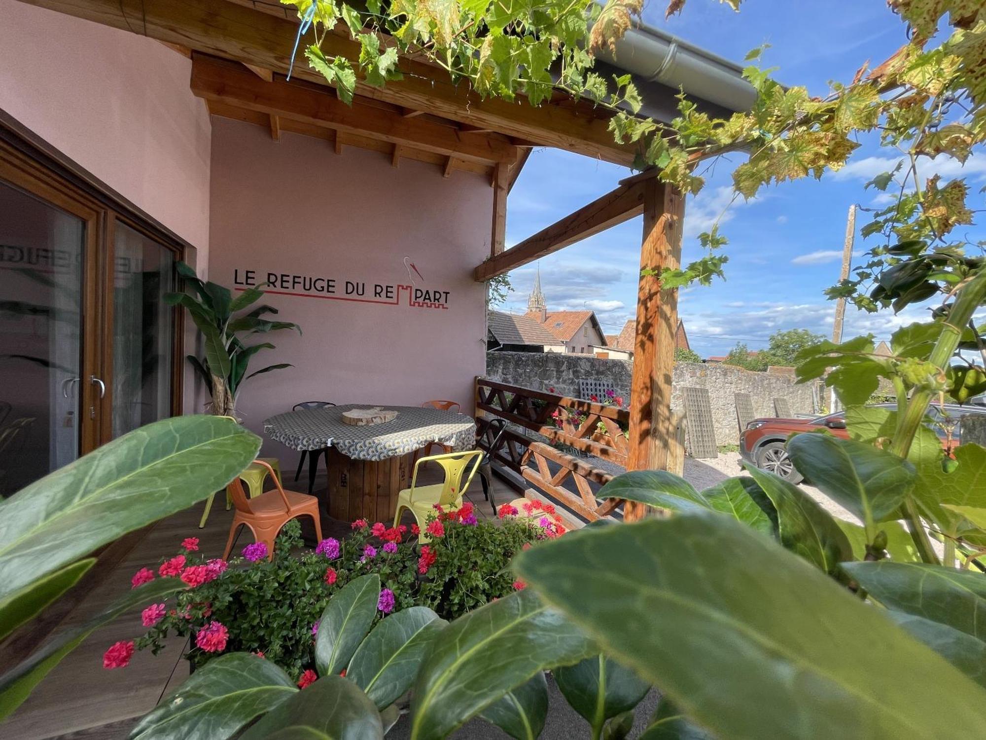 ホテル Le Refuge Du Rempart Dambach エクステリア 写真